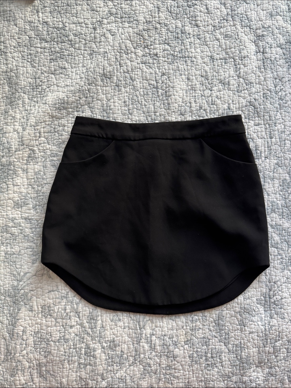 Amanda Uprichard Black Curved-Hem Mini Skirt